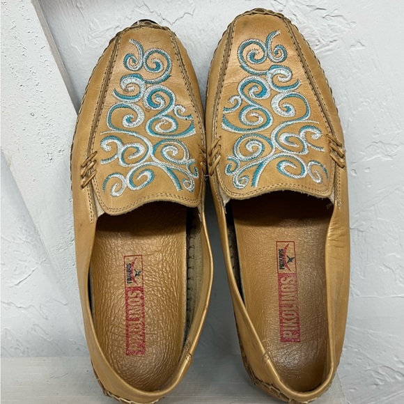 Pikolinos Leather Slip On Moccasin Blue Floral Design - Picture 2 of 9